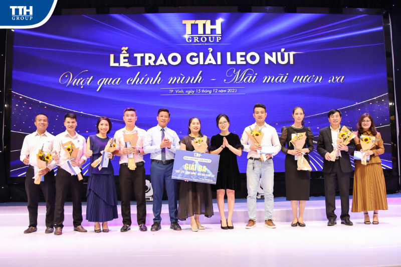 giải ba leo núi