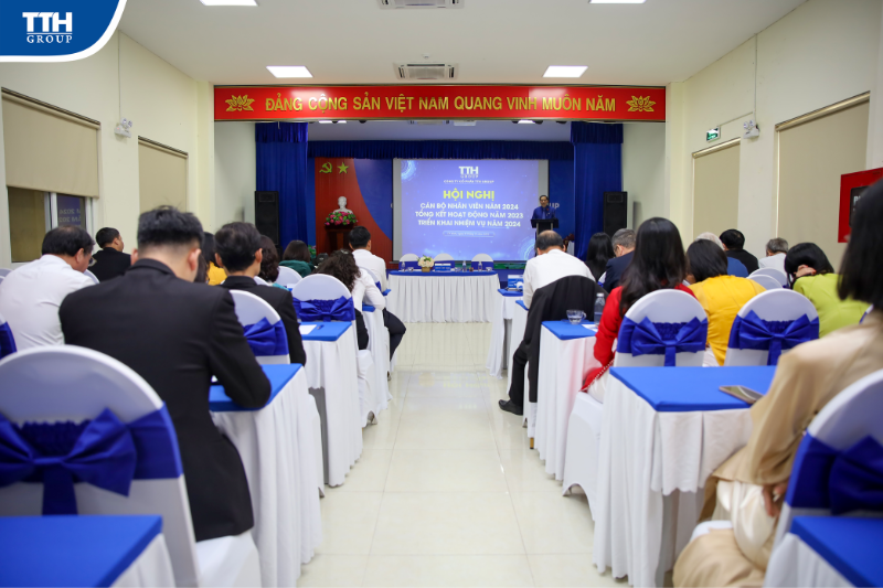 Phát biểu chỉ đạo tại Hội nghị, TS.BS CKII Thái Doãn Thắng – Chủ tịch HĐQT TTH Group