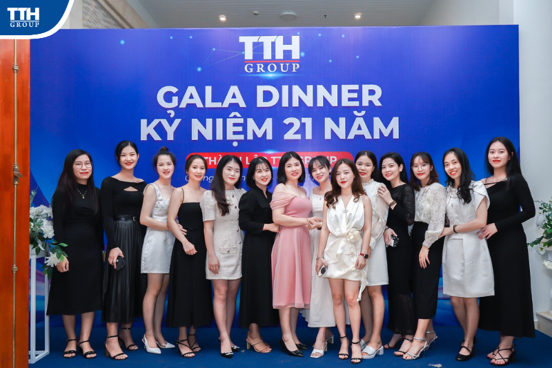 Đêm tiệc Gala cũng là dịp để CBNV nhìn lại chặng đường 21 năm