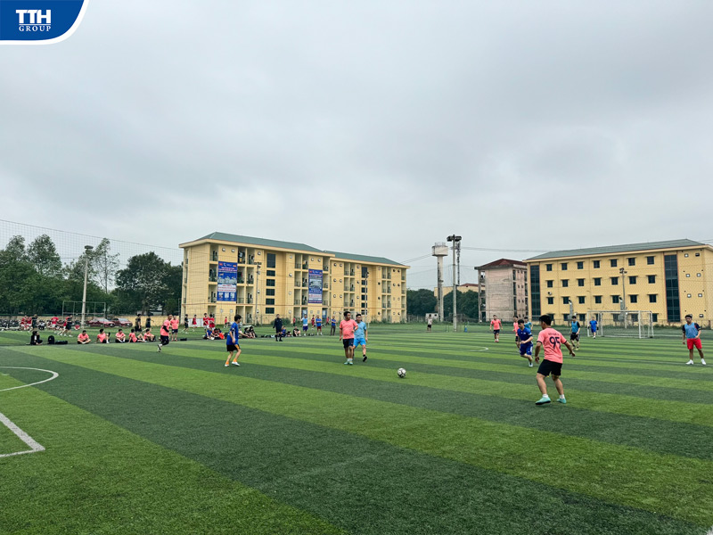 Kết thúc buổi giao lưu, chiến thắng đã thuộc về đội bóng nam của TTH Group và đội bóng chuyền hơi nữ của BIDV Nghệ An