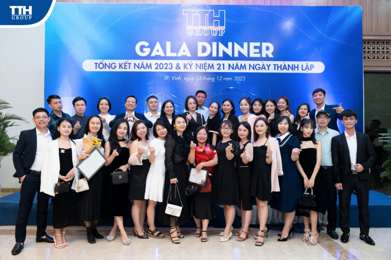 Ban lãnh đạo Tổng công ty và các đơn vị chi nhánh;