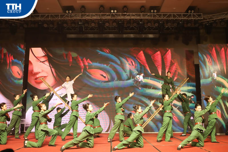 hình ảnh trong lễ kỷ niệm 3