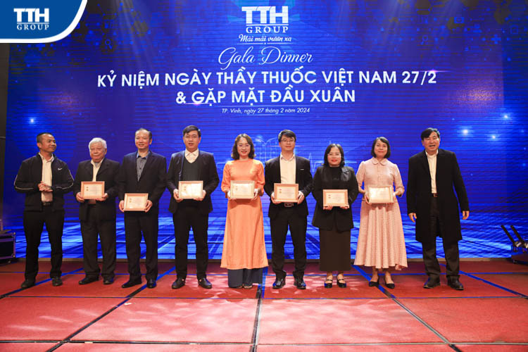 hình ảnh trong lễ kỷ niệm 1