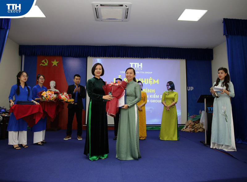 hình ảnh trong hội nghị 5