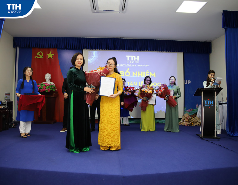 hình ảnh trong hội nghị 6