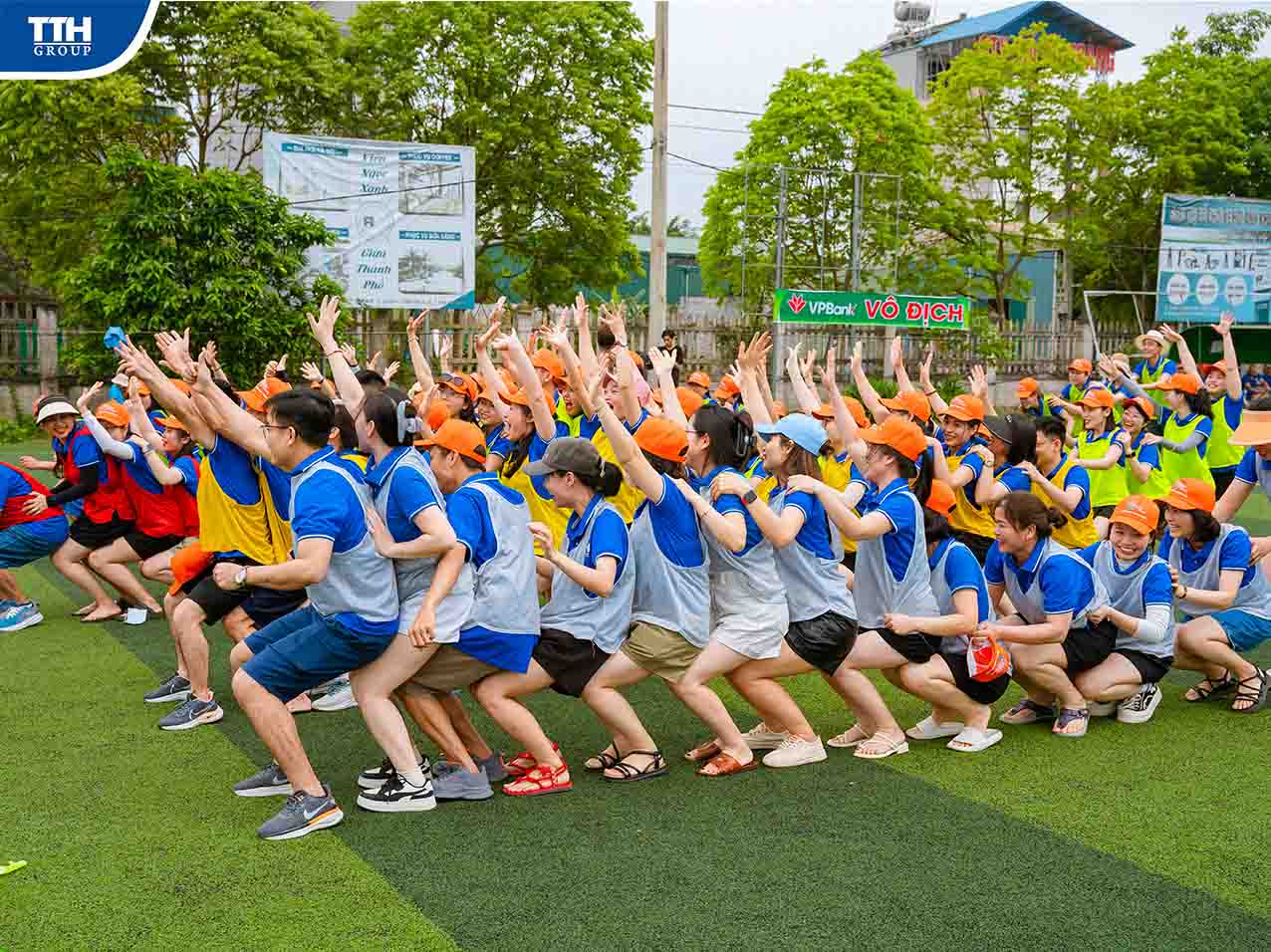 tinh thần đoàn kết của cán bộ nhân viên TTH Group du lịch Ninh Bình