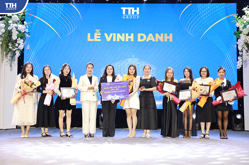 vinh danh các cá nhân xuất sắc năm 2024