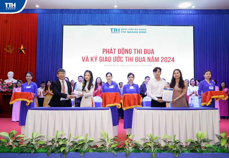 các trưởng khoa phòng kí giao ước