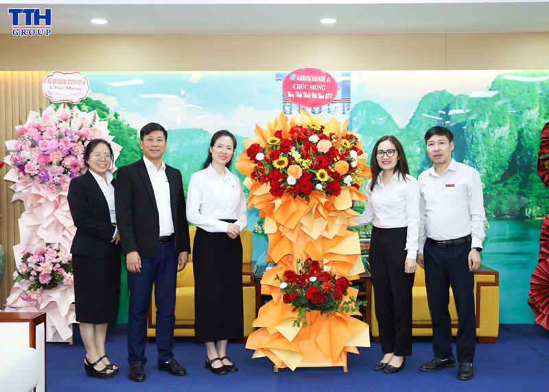 đoàn 2 CHÚC MỪNG NGÀY THẦY THUỐC VIỆT NAM 27/2