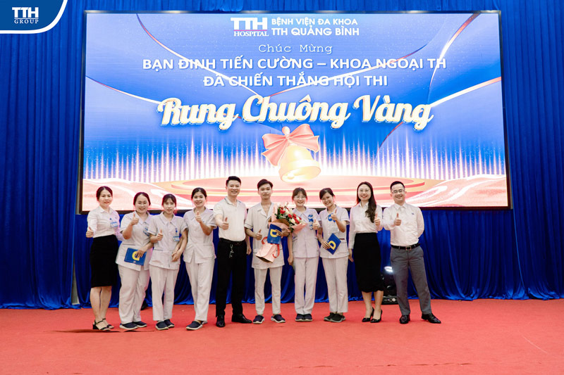 Điều dưỡng, Hộ sinh, Kỹ và thuật viên. Hội thi diễn ra trong không khí sôi nổi, 