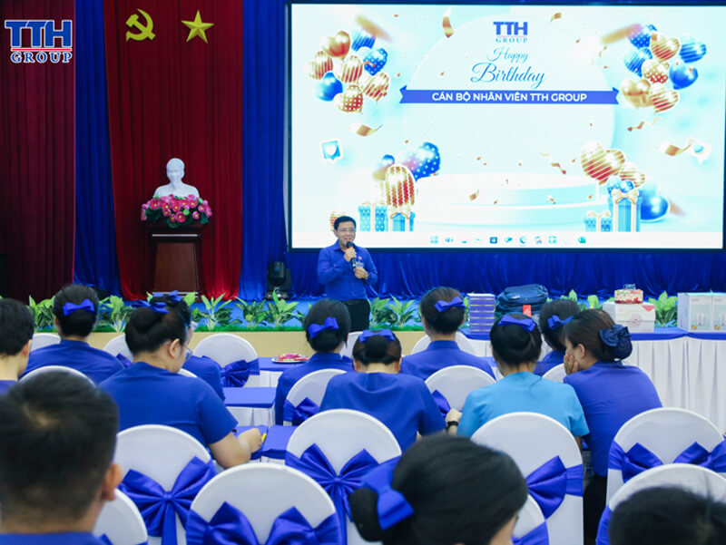 Sinh nhật tháng 6 của CBNV