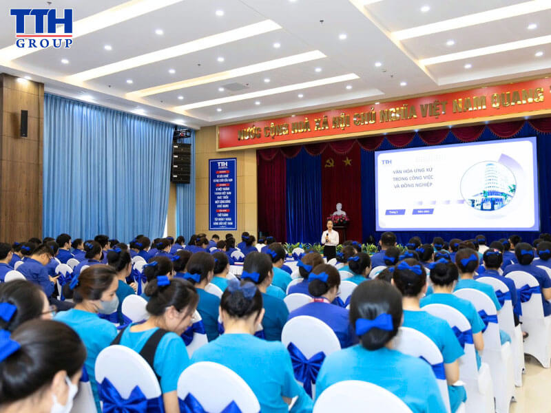 TẠI SAO BẠN NÊN CHỌN TTH GROUP