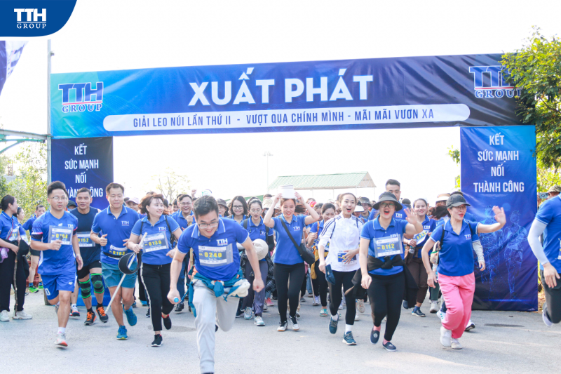 toàn bộ VĐV tham gia đã về đích thành công, hoàn thành xuất sắc chặng đường leo núi đầy khó nhằn