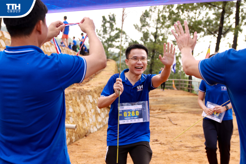 hình ảnh trong giải leo núi 2