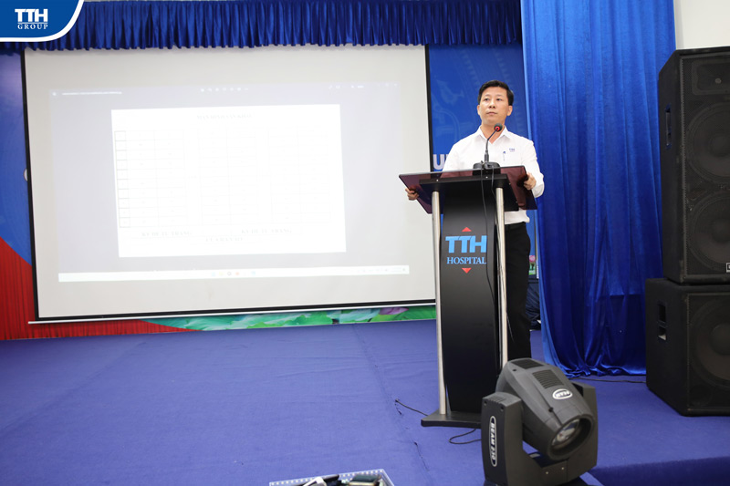 Kỳ thi được tổ chức dưới 02 hình thức: thi lý thuyết và thi vấn đáp tùy theo từng vị trí công việc