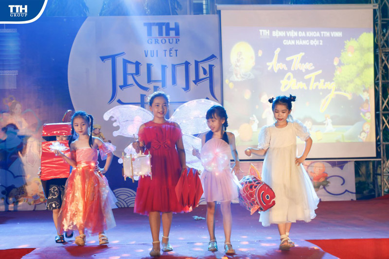 Đêm Trung thu vui hội trăng rằm với các hoạt động rộn ràng