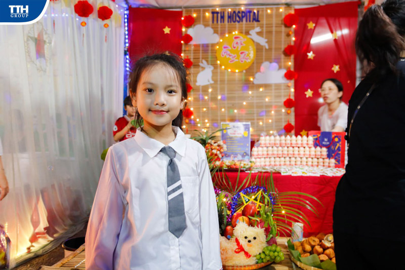 Xuyên suốt chương trình Vui Tết Trung thu, các em nhỏ được thưởng thức các tiết mục văn nghệ