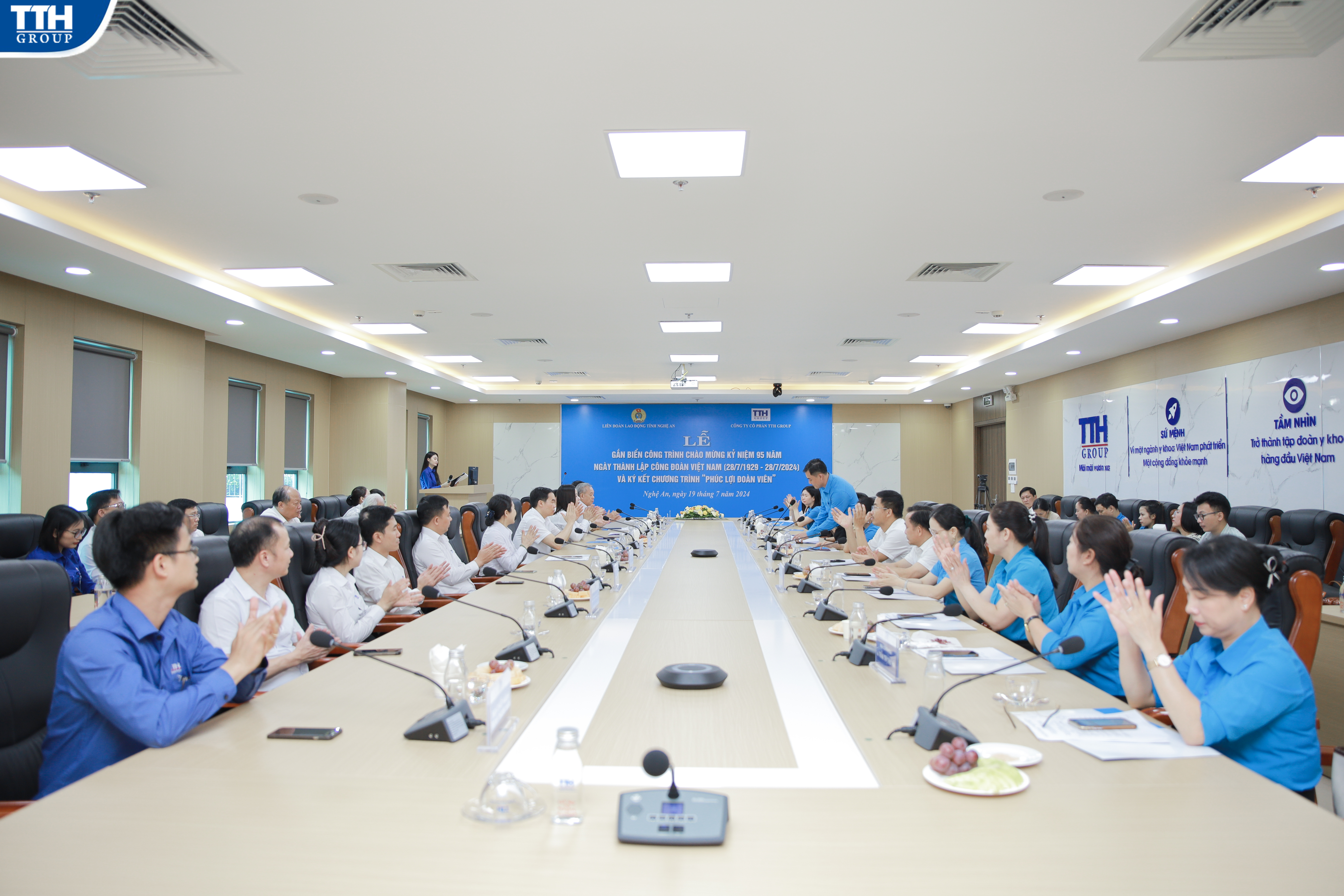 LỄ GẮN BIỂN BỆNH VIỆN YHCT NGUYÊN PHÚC & KÝ KẾT “PHÚC LỢI ĐOÀN VIÊN”